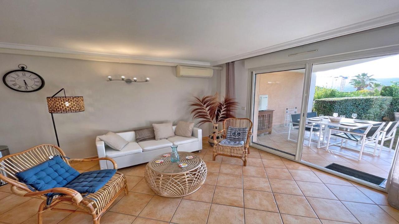 Appartement Les Pins Bleus A8 Sainte-Maxime Zewnętrze zdjęcie