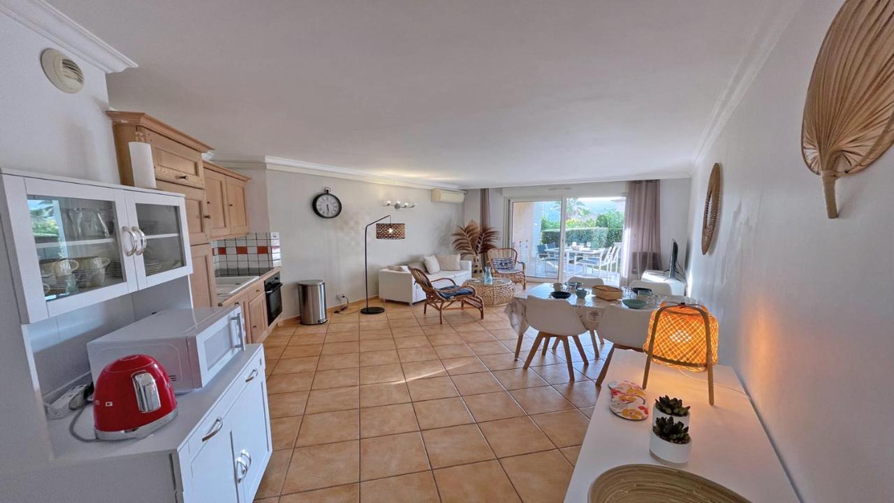 Appartement Les Pins Bleus A8 Sainte-Maxime Zewnętrze zdjęcie