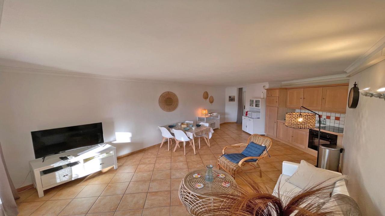 Appartement Les Pins Bleus A8 Sainte-Maxime Zewnętrze zdjęcie