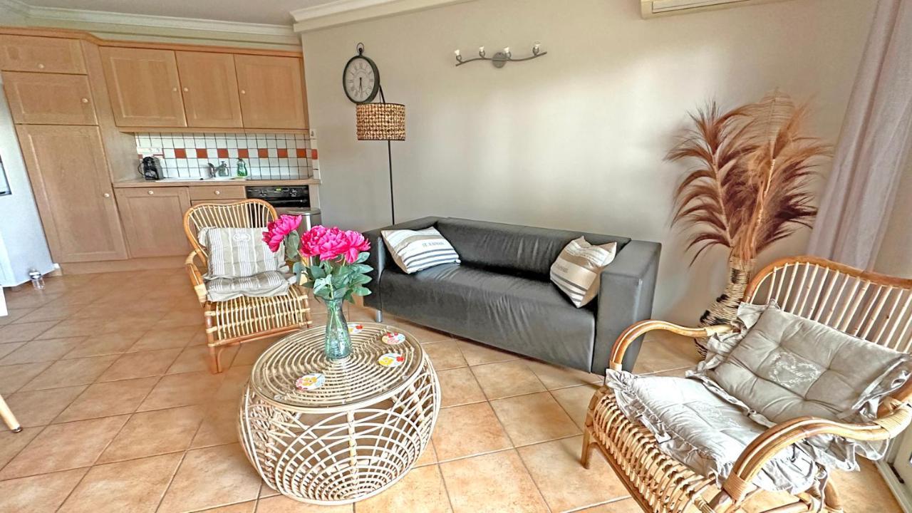 Appartement Les Pins Bleus A8 Sainte-Maxime Zewnętrze zdjęcie