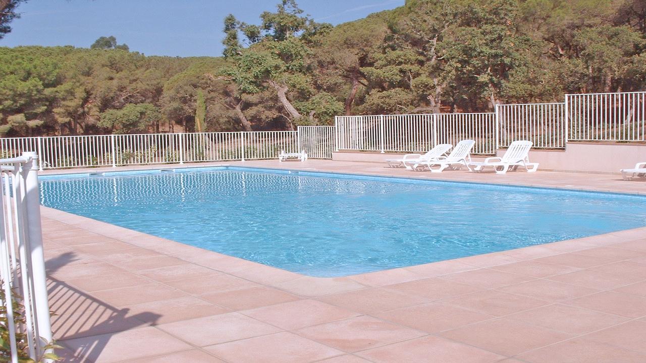 Appartement Les Pins Bleus A8 Sainte-Maxime Zewnętrze zdjęcie