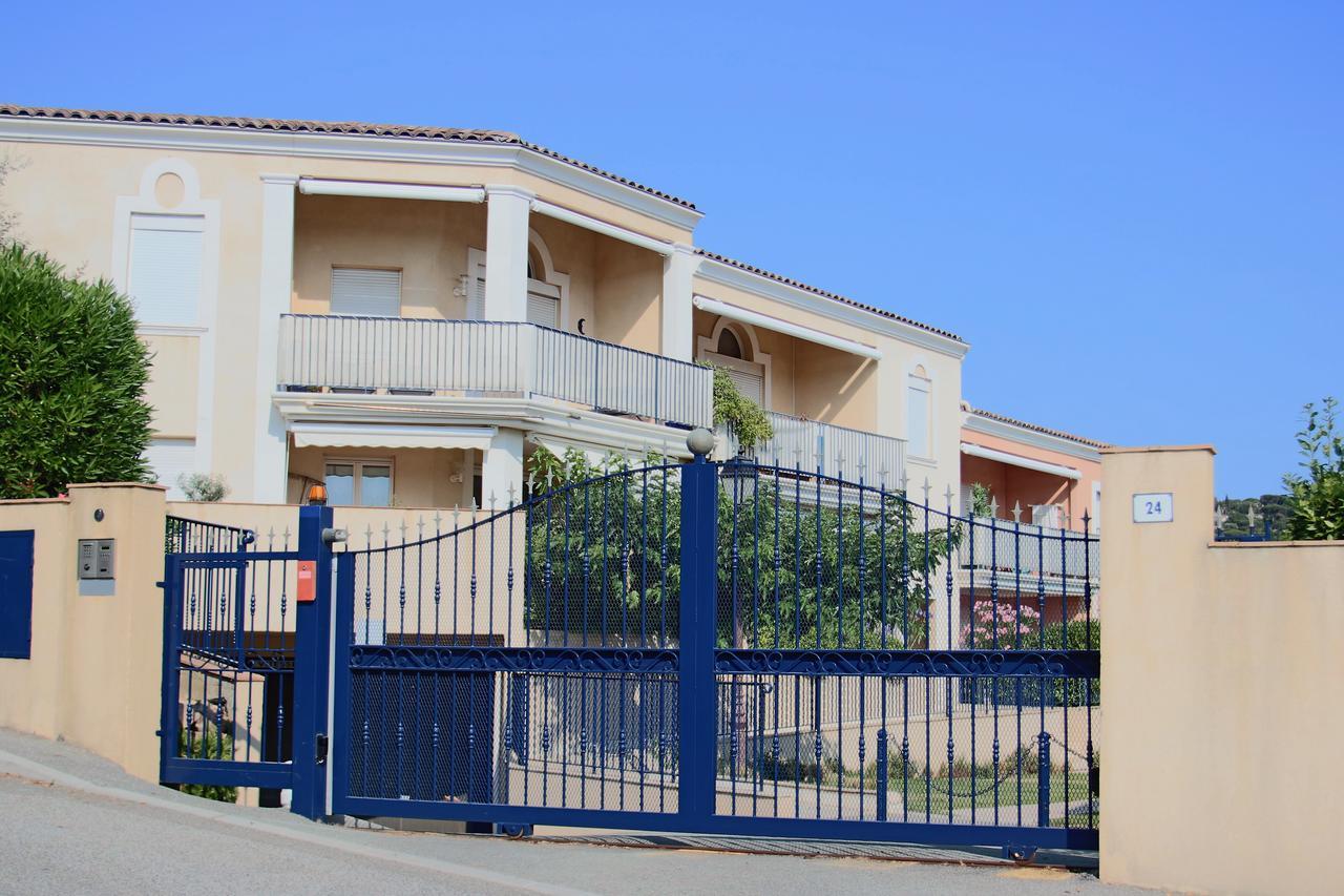 Appartement Les Pins Bleus A8 Sainte-Maxime Zewnętrze zdjęcie